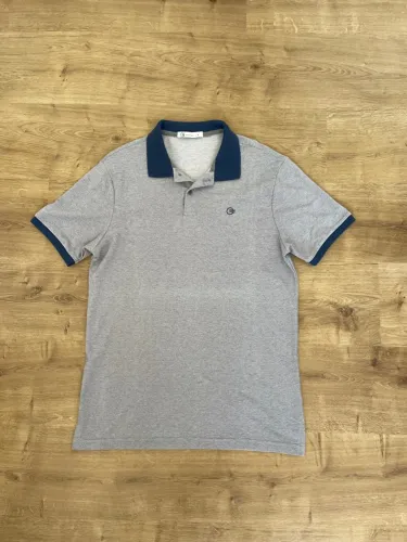 Camisa Polo tam P Cinza com Detalhes em Azul Olho D?Água