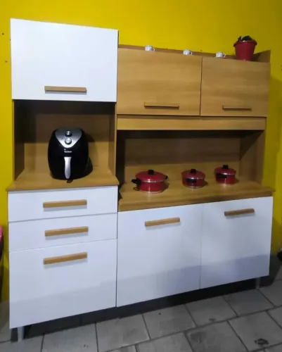 ARMÁRIO DE COZINHA