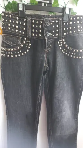 Calça jeans Dopping preta com taxinhas 