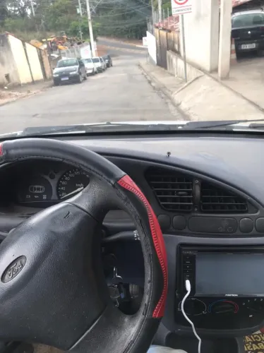 Fiesta 1998 4 portas