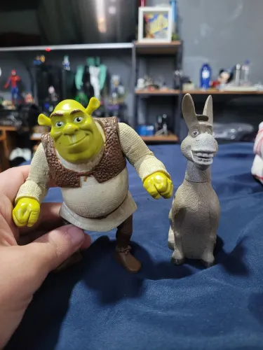 Coleção Disney shrek e burro falante.