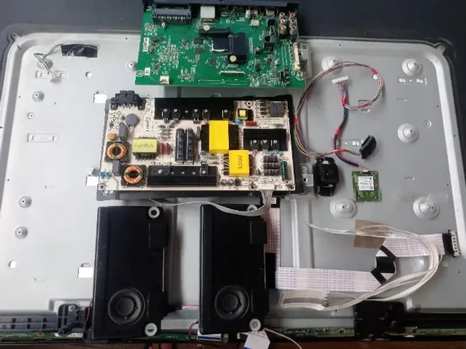 Peças TV HISENSE 55K3110PW