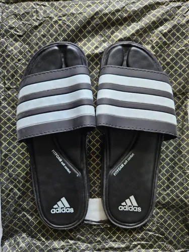 Chinelos Adidas Pretos - Produto Replica