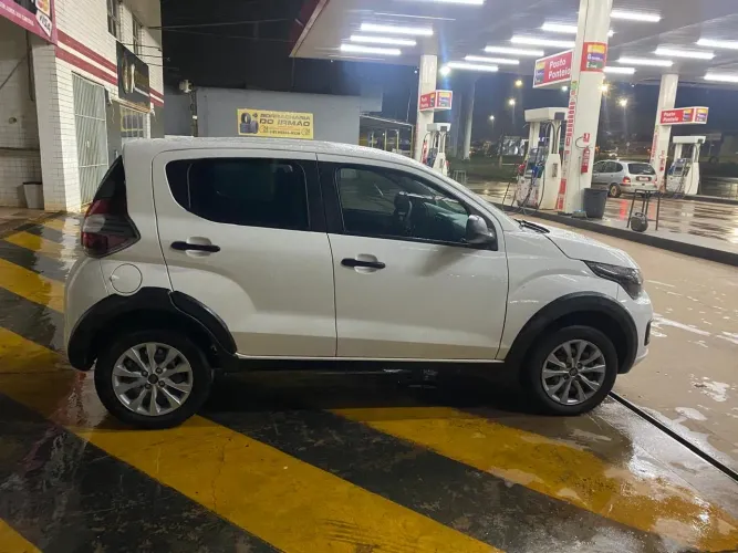 Fiat mobi para locação (Motorista de aplicativo)