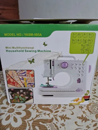 Maquina de costura portátil