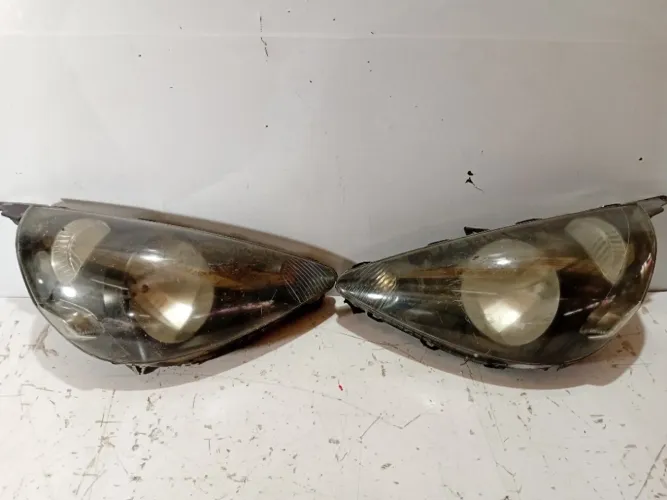 Par Farol Honda Fit Lxl 2004 Ambos Lados