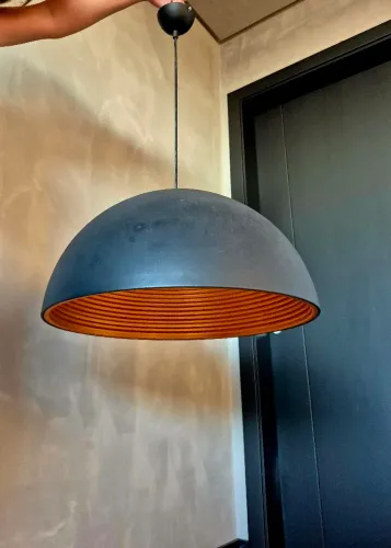 Luminaria pendente em aluminio! Impecavel!