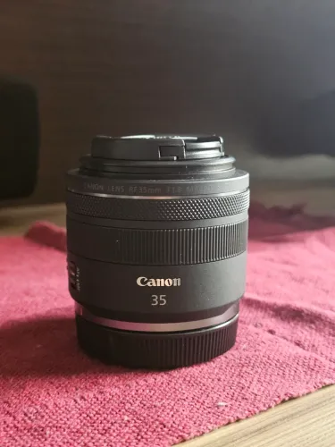 Lente 35mm Canon RF 