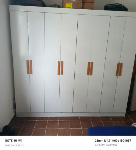 Guarda roupa 8 portas 4 gavetas comprimento 2,20m