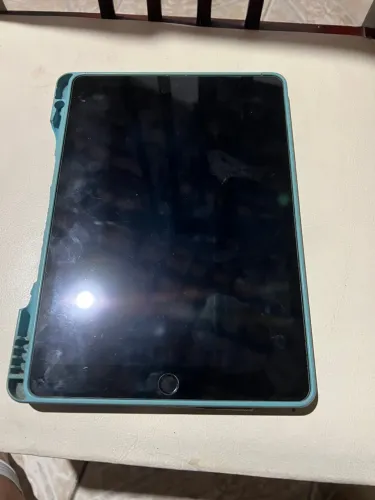 iPad 9 , semi novo