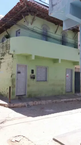Casa para Locação em Aracaju, São Conrado, 2 dormitórios, 1 suíte, 1 banheiro