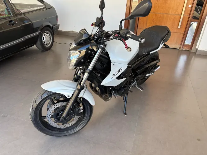 XJ6N ABS