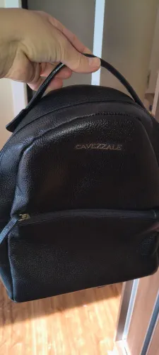 Mochila de Couro Feminina Cavezzale Preta
