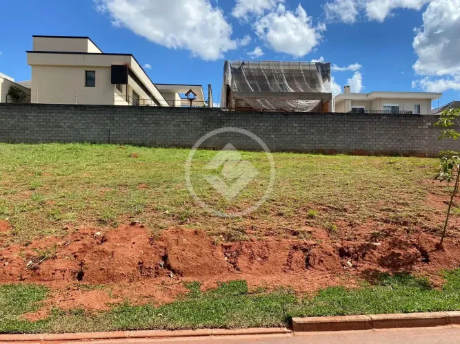 LOTE CONDOMINIO FECHADO EM SANTA FELICIDADE codigo: 271684