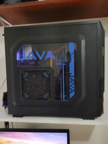 PC GAMER I5 9600K + 16GB ram + GTX 1650 super 4 GB