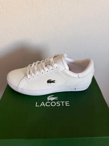 Tênis Lacoste
