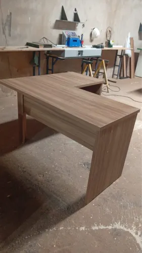 MESA PARA ESCRITÓRIO EM L 100%MDF