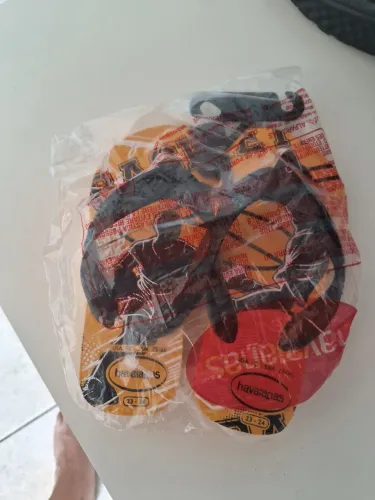 Sandália Havaianas Kids Athletic Tamanho 23_24<br>30 reais 