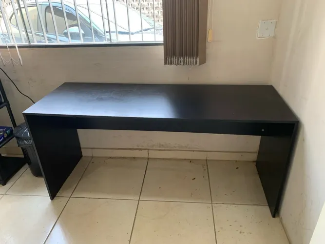 mesa escritório preta madeira