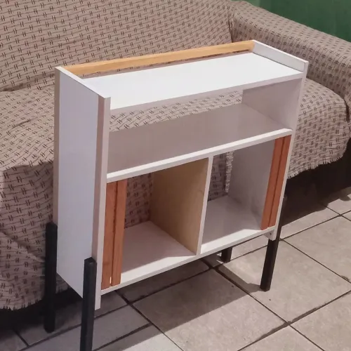 Vendo esse aparador para sala