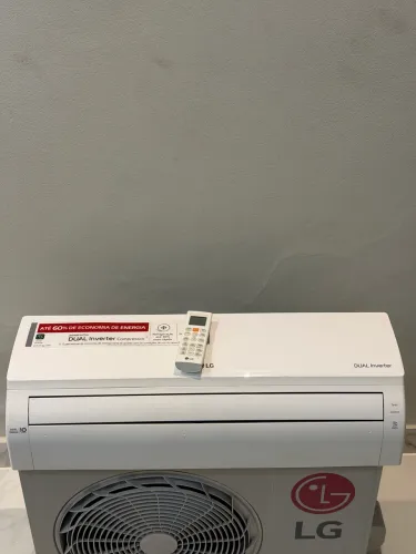 Ar condicionado LG estado de novo 9mil