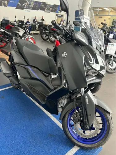 Xmax 300 automatica 2026 0km **Entrada de R$21.000,00 ou entrada R$0,00**