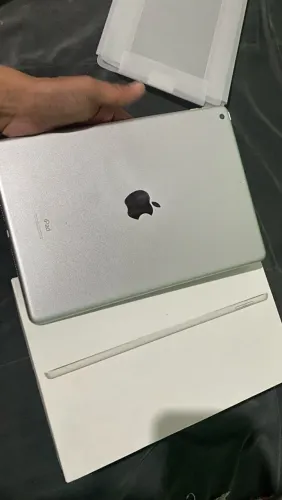 IPAD APPLE 9ª GERAÇÃO - 64GB