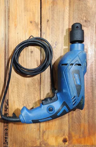 Furadeira de mandril com impacto 220V Norton