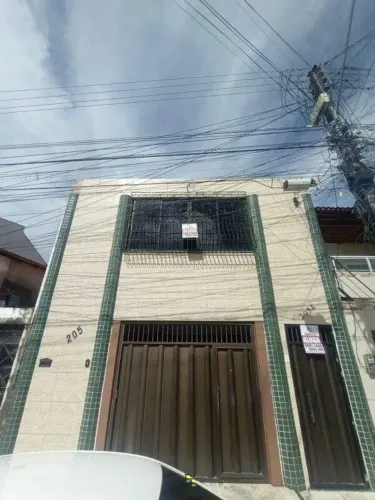 Jardim Cearense Casa Altos 132m² com 3 Quartos, sendo 2 suítes, Sala ampla, varanda, Cozin