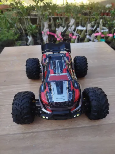 Carro de controle remoto 4x4 50km 