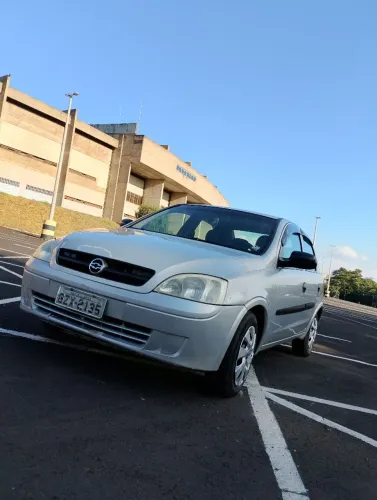 Chevrolet Corsa Sedan 1.0 MPFI 8V 71cv 4P 2002