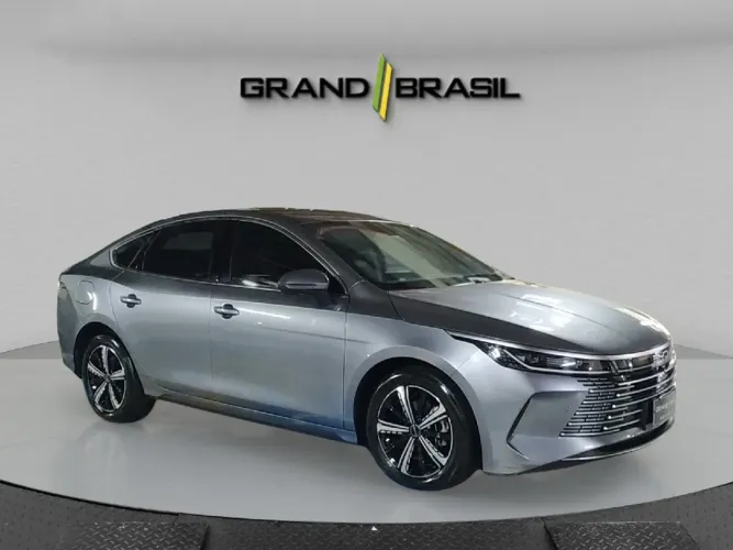 BYD King GS 1.5 16V Híbrido Aut. 2025