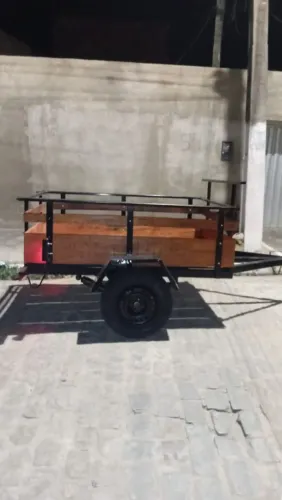 Carrocinha REBOK NUNCA EMPLACA 1x20 por 1x70.