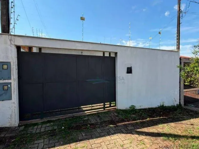 Casa com 2 dormitórios para alugar, 135 m² - Colúmbia - Londrina/PR