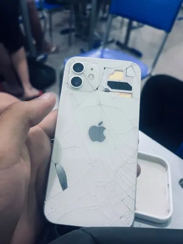 Vem nele iPhone 12