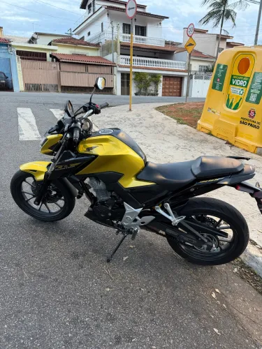 CB 300F ABS