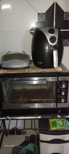 Vendo forno elétrico grande