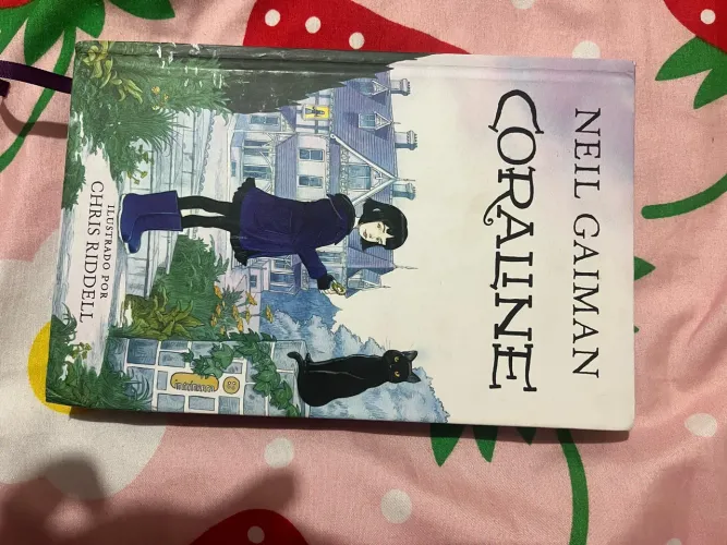 Livro Coraline