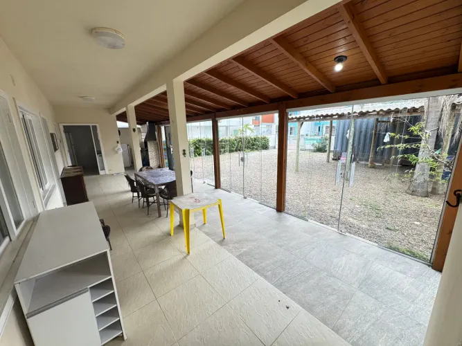 Casa Exclusiva na Quadra do Mar Praia de Palmas, Governador Celso Ramos/SC
