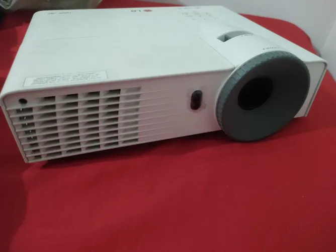 PROJETOR LG
