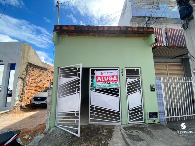 CASA PARA LOCAÇÃO RESIDENCIAL OU COMERCIAL NO BAIRRO GETÚLIO VARGAS | 2 QUARTOS