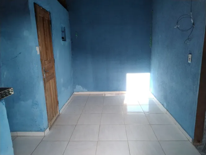 Alugo apartamento 500,00
