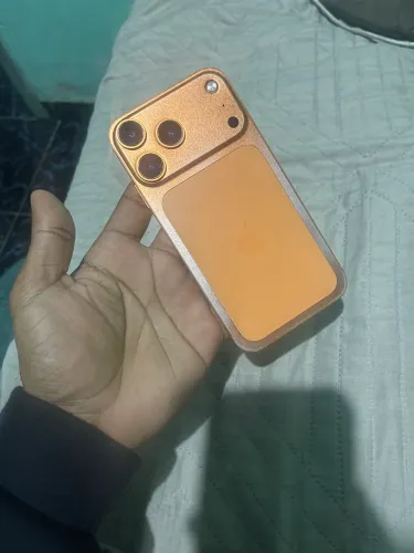 iPhone XR carcaça do 17 pro Max