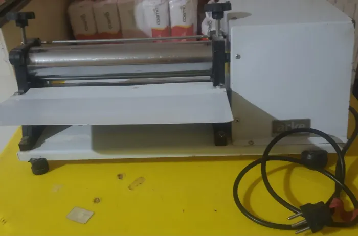 CILINDRO DE MASSA DE SALGADO ALTOMATICO