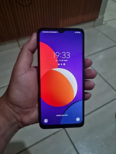 Samsung m12