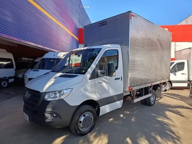 mercedes benz sprinter 517 bau zero km emplacada ano 2026 