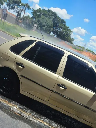 Volkswagen Gol Geração III Highway 1.0 MI 16V Gasolina Mec. 4P 2002