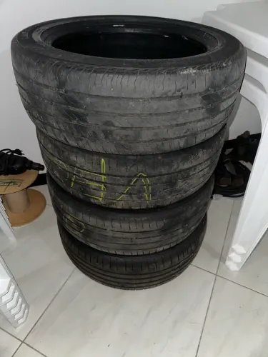 Pneu Pirelli Aro 17 205/50R17 Cinturato P7