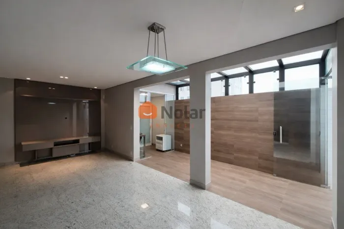 Área privativa á venda de 3 quartos com suíte e 3 vagas no bairro Sagrada Família em Belo