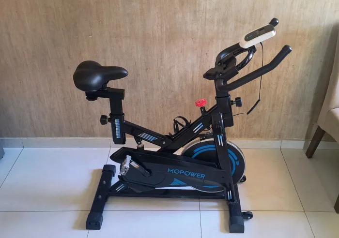 Bicicleta Ergométrica Spinning MOPower - Volante 15 kg